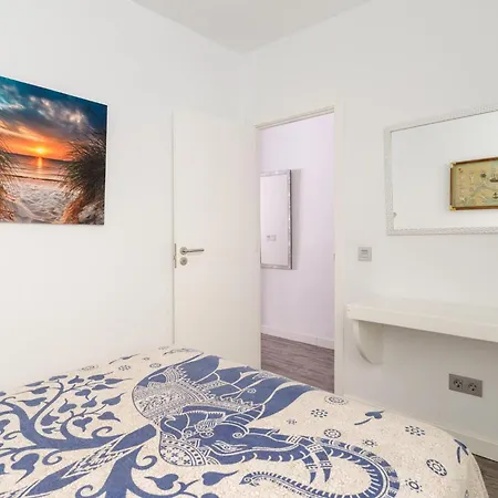 Beautiful In Palmas De Gran Apartment