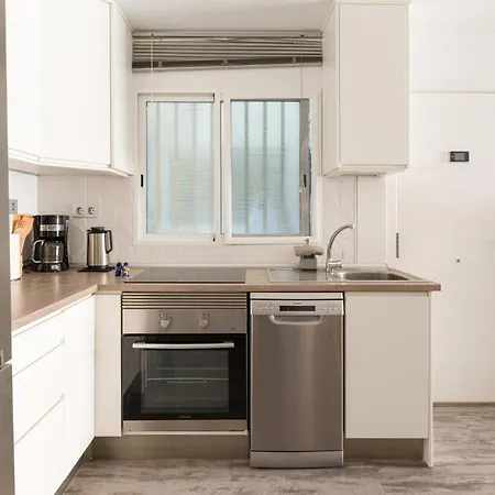 Front Apartment *